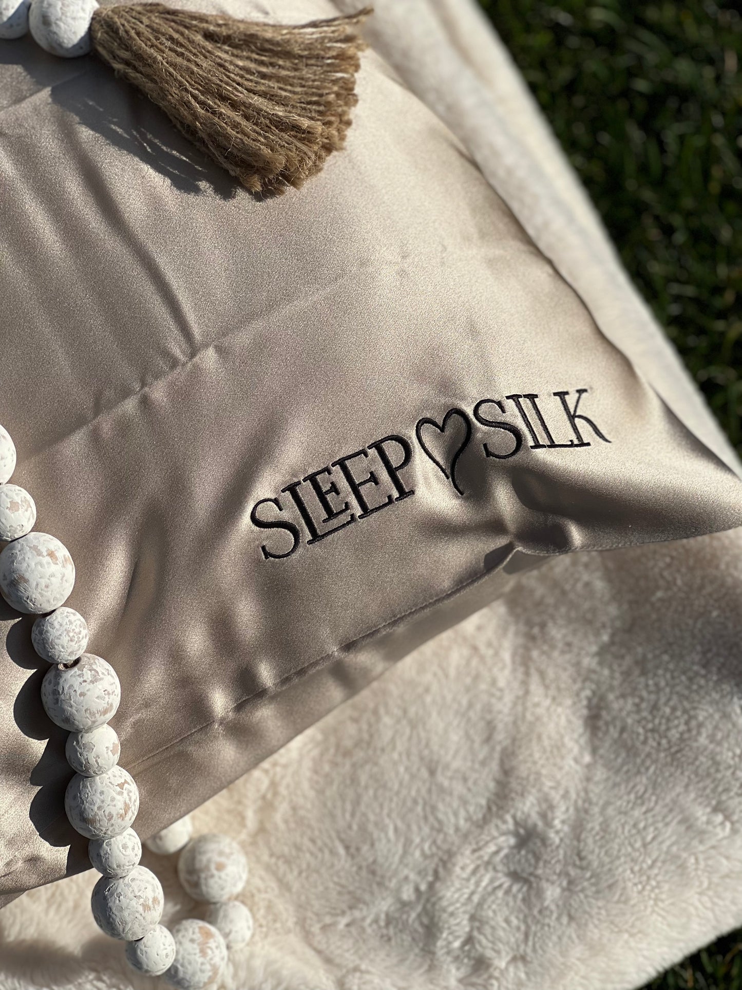 Silk pillowcase- Champagne Toast